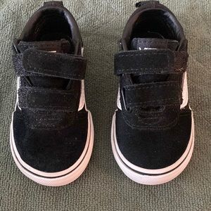Vans Old Skool Black/white Toddler size 5